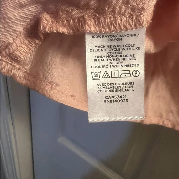 Ann Taylor Blush Pink Swiss Dot Tie Neck Blouse NWT Medium - Picture 5 of 7